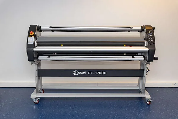 Ruļļu laminators