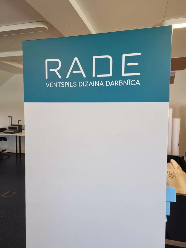 Informatīvās lielformāta plāksnes