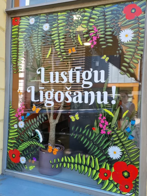 Uzlīmes skatlogiem